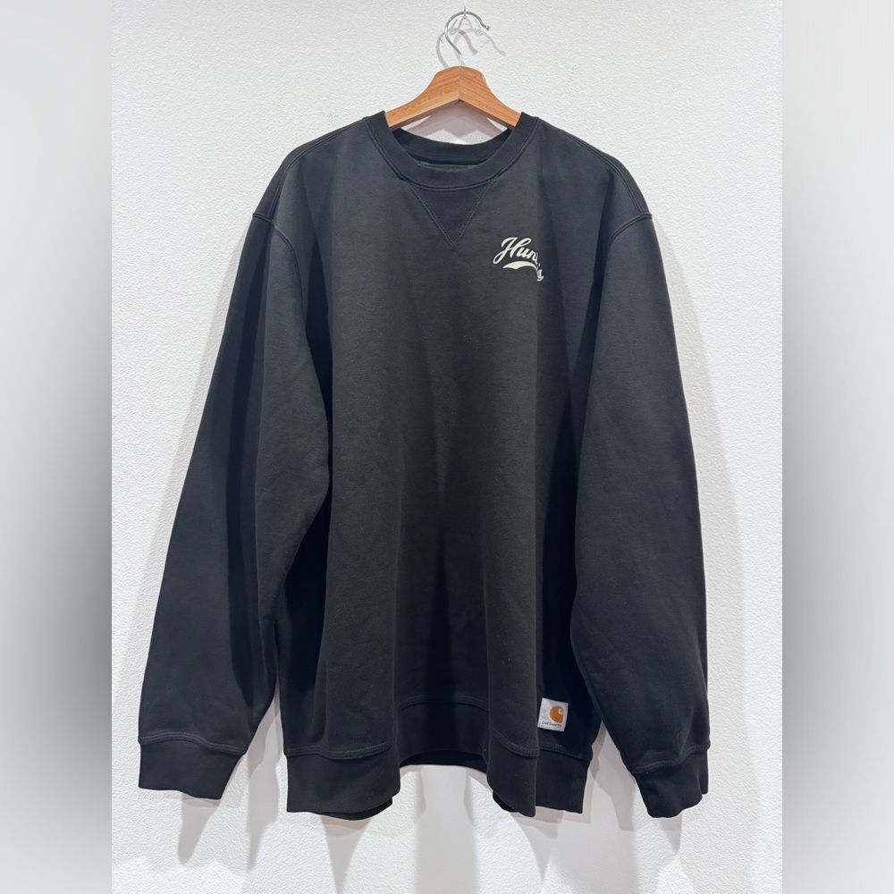Carhartt Loose Fit Men's midweight sweatshirt for everyday layering.
